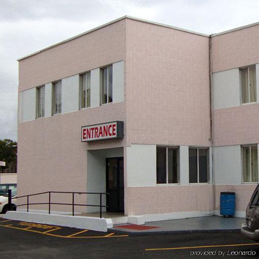 Riviera Motor Inn Brooklyn New York Exterior photo